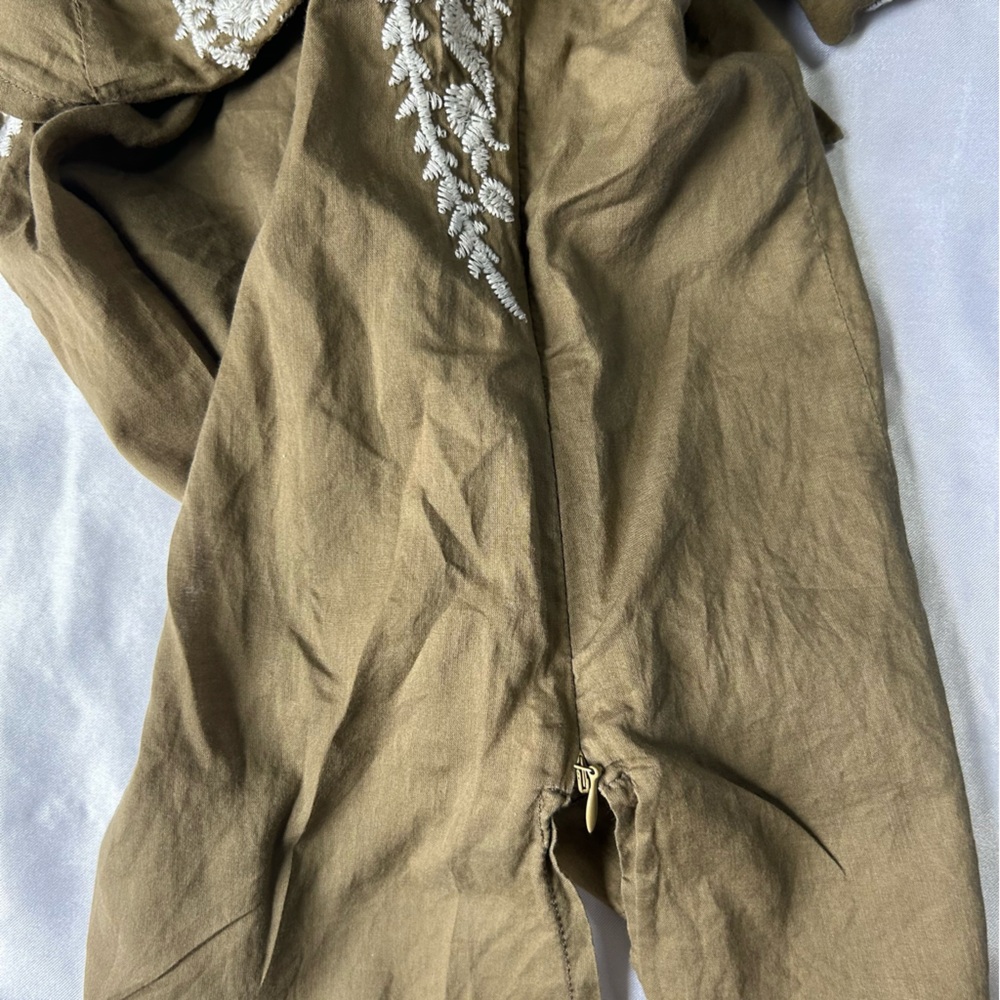 Solitaire Embroidered Top - Picture 3 of 4